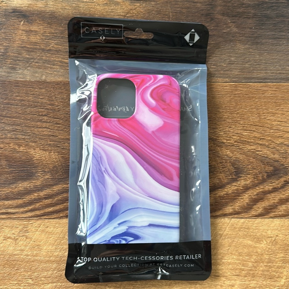 BRAND NEW Casely Land and Sea Marble Swirl iPhone 12/12 Pro Case